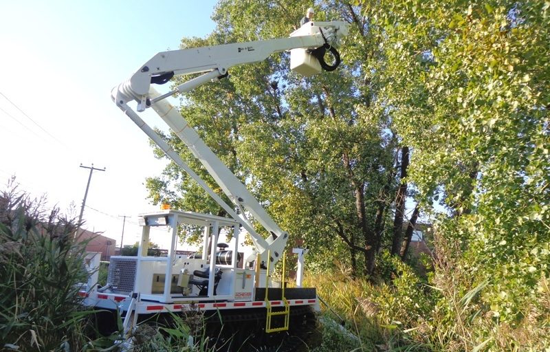 We build bucket trucks for the Forestry and Tree Care Industry